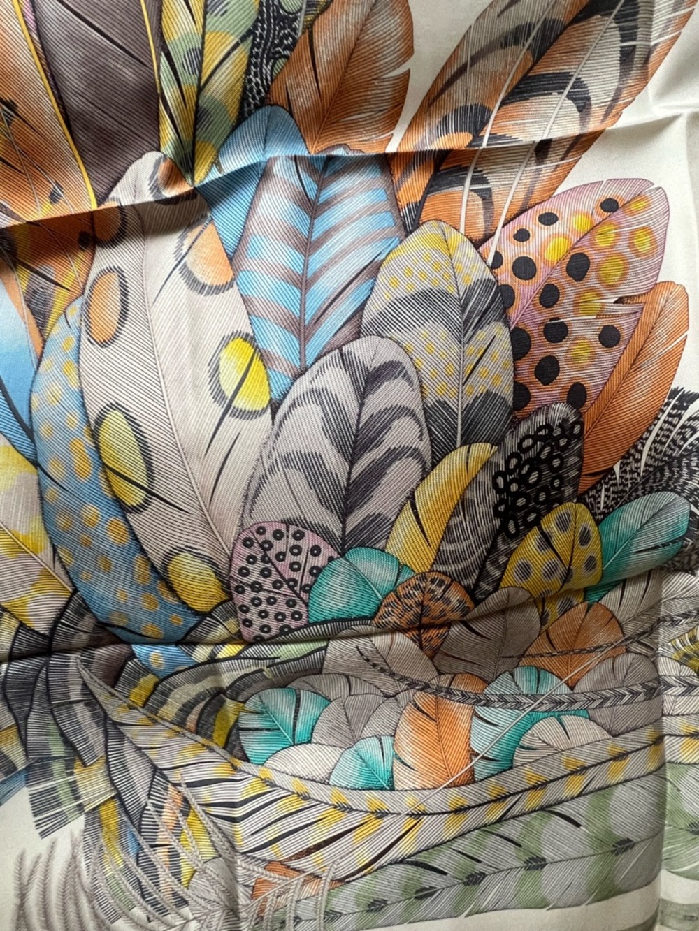 Hermes Plumes en Fete 90cm Silk Feather Print Scarf in Pastel Yellow, Blue, Pink - Picture 6 of 15